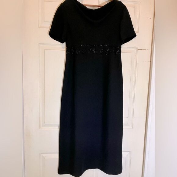 Coldwater Creek Dresses & Skirts - Coldwater Creek midi length dress, beaded, excellent condition, size 10P